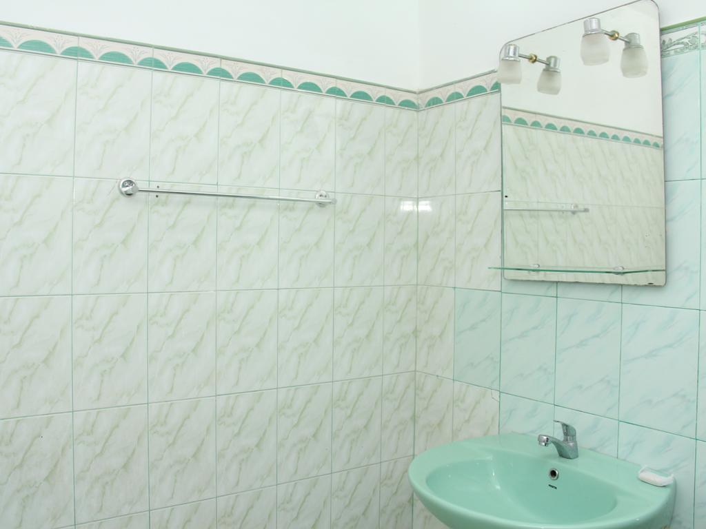 Mirissa Harbour View Hotel Стая снимка